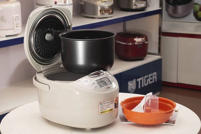 Nồi cơm điện tử Tiger JAX-S18W